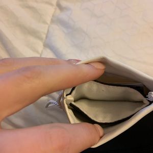 David Yurman Jewelry - David Yurman Pouch in white leather David Yurman Jewelry - David Yurman Pouch in white leather